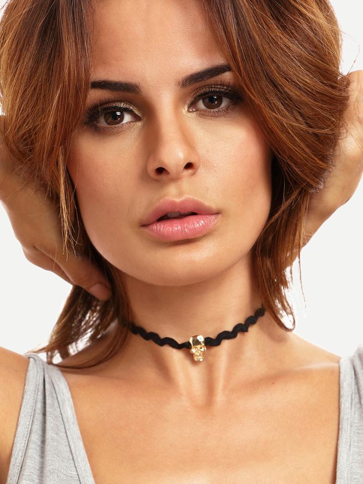 Shein Black Minimalist Wavy Lace Choker Necklace