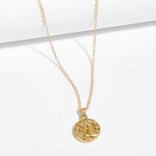 Shein Men Leo Engraved Round Pendant Necklace
