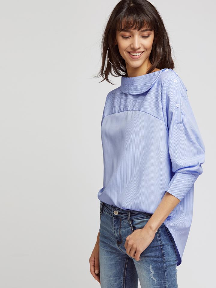 Shein Vertical Pinstripe Curved Hem Top