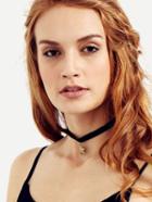 Shein Black Velvet Star Pendant Choker Necklace