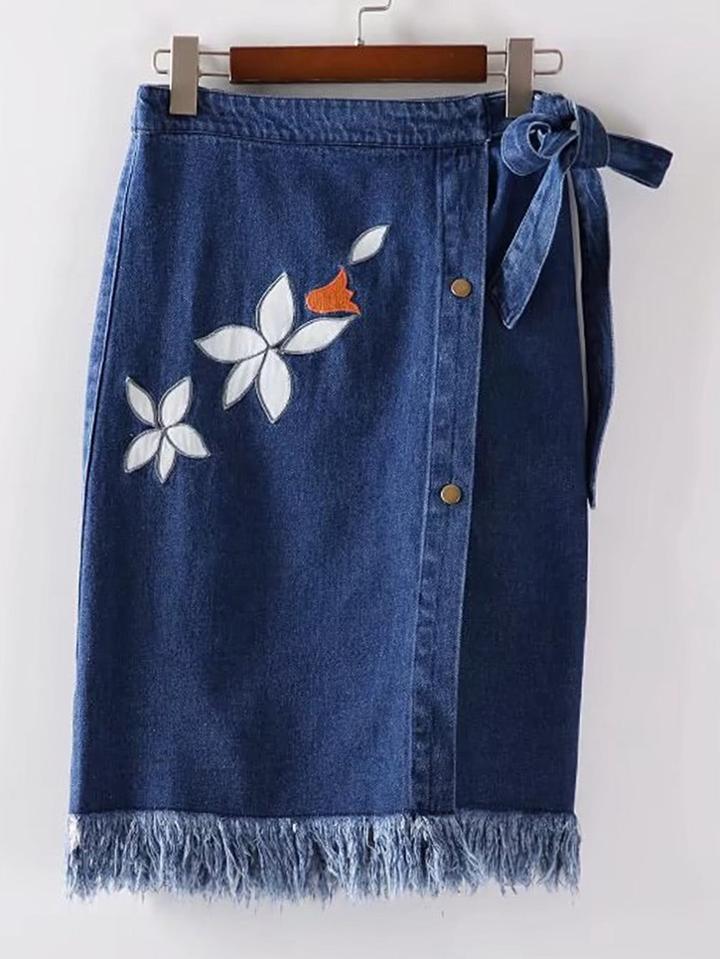 Shein Frayed Trim Embroidery Denim Skirt