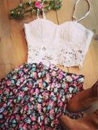 Shein Sweet Lace Top And Floral Print Skirt Set