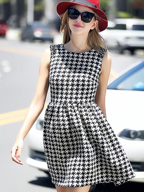 Shein Black Round Neck Sleeveless Houndstooth Dress