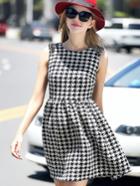 Shein Black Round Neck Sleeveless Houndstooth Dress