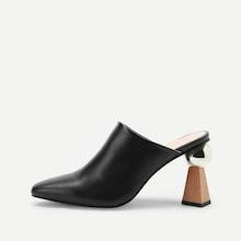 Shein Plain Pointed Toe Chunky Heels