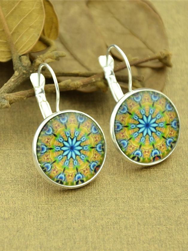 Shein Silver Vintage Flower Pattern Plain Round Hoop Earrings