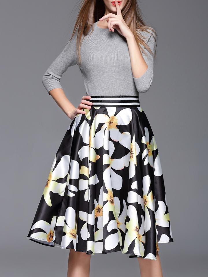 Shein Grey Knit Sweater Top With Print Skirt
