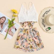 Shein Lace Panel Criss Cross Cami With Floral Shorts