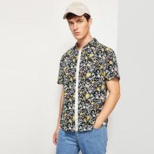 Shein Men Calico Print Curved Hem Shirt