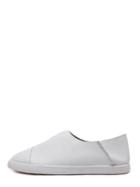 Shein White Round Toe Crisscross Convertible Slip-on Sneakers