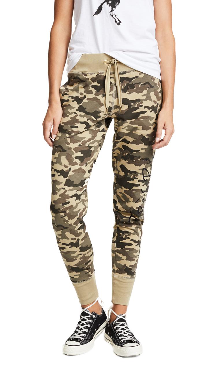 Chrldr Tres Bien Camo Sweatpants