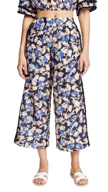 A Peace Treaty Yuna Crop Top