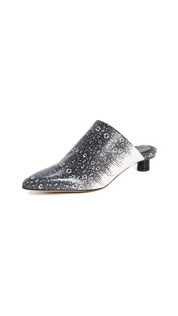 Tibi Juan Mules
