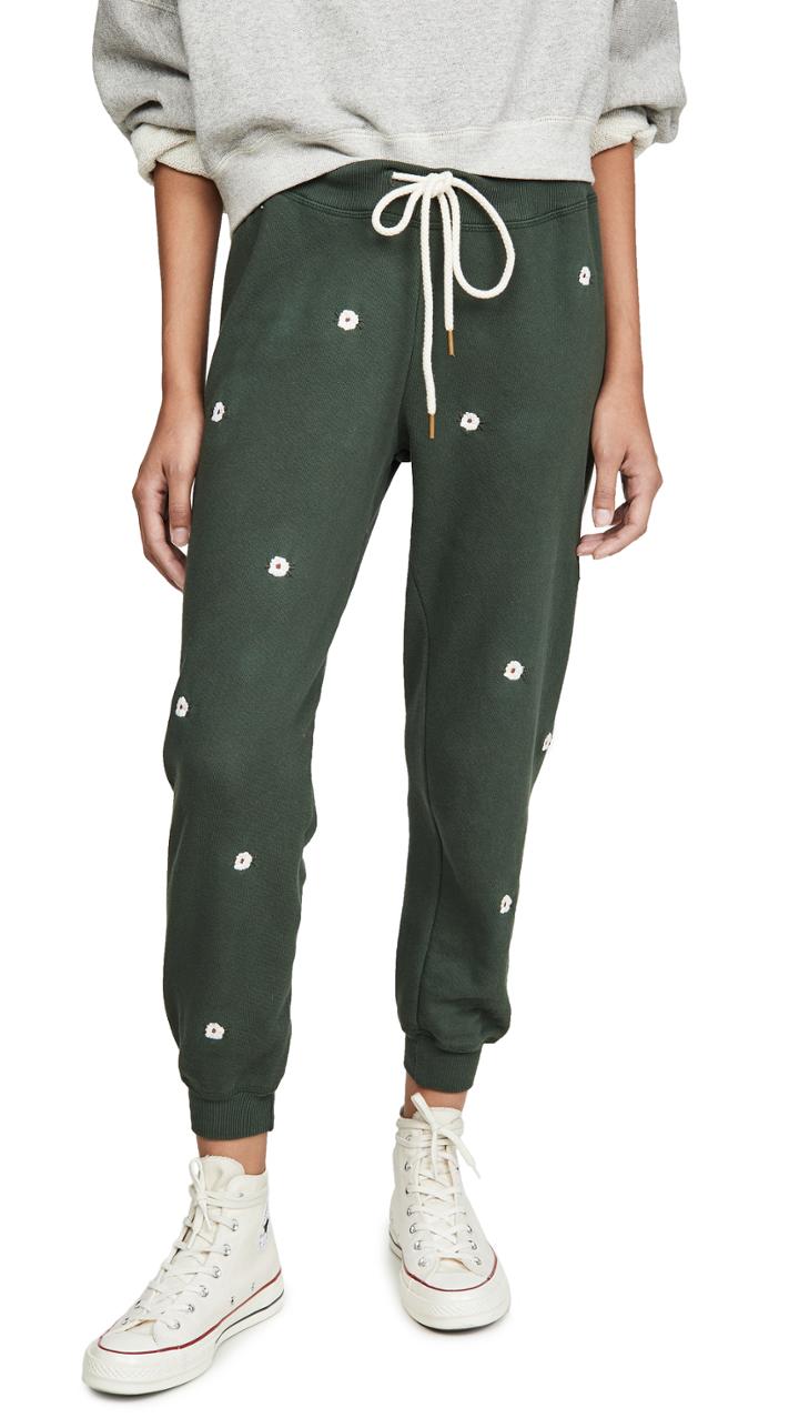 The Great The Cropped Sweatpants With Wildflower Embroidery