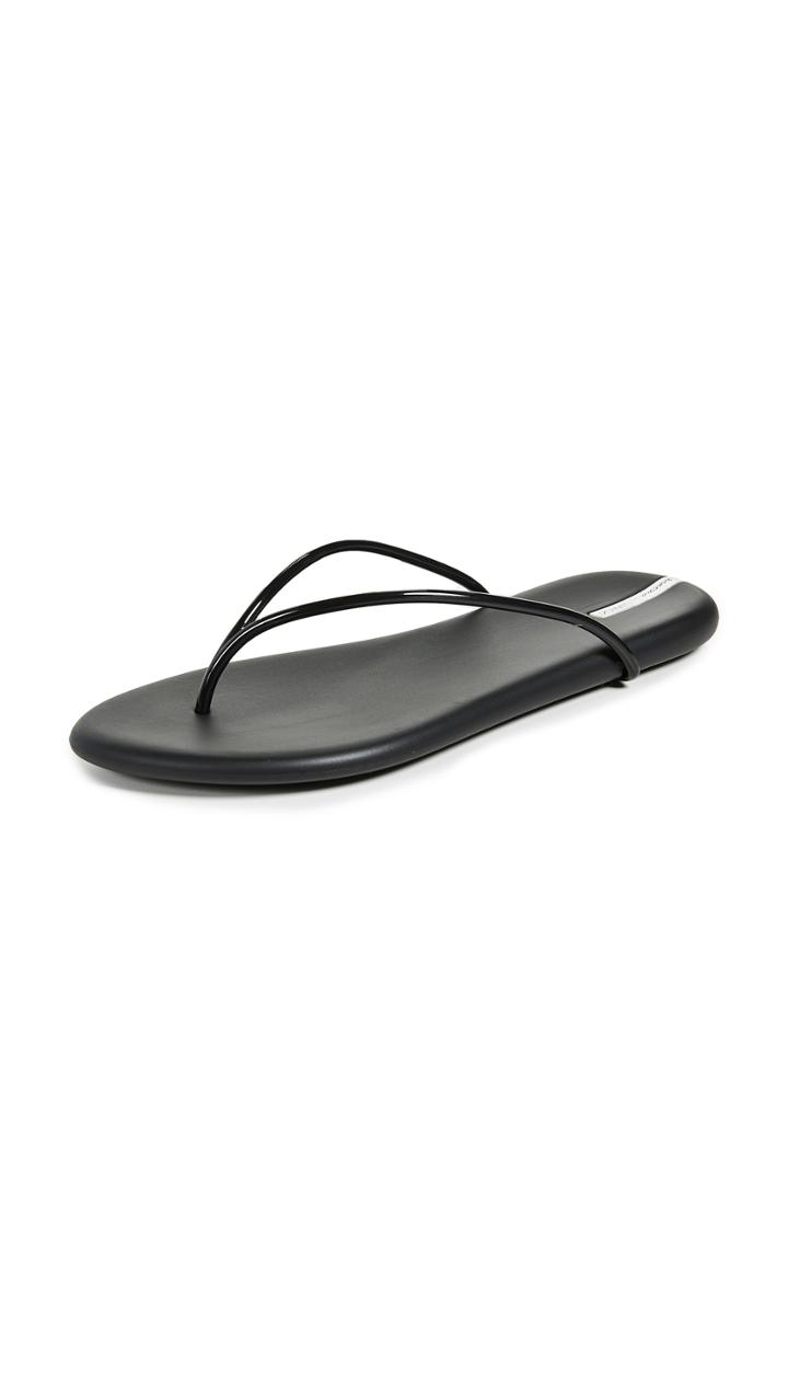 Ipanema Philippe Starck Thing M Ii Flip Flops