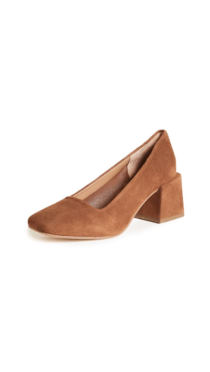 Loq Villa Square Toe Pumps