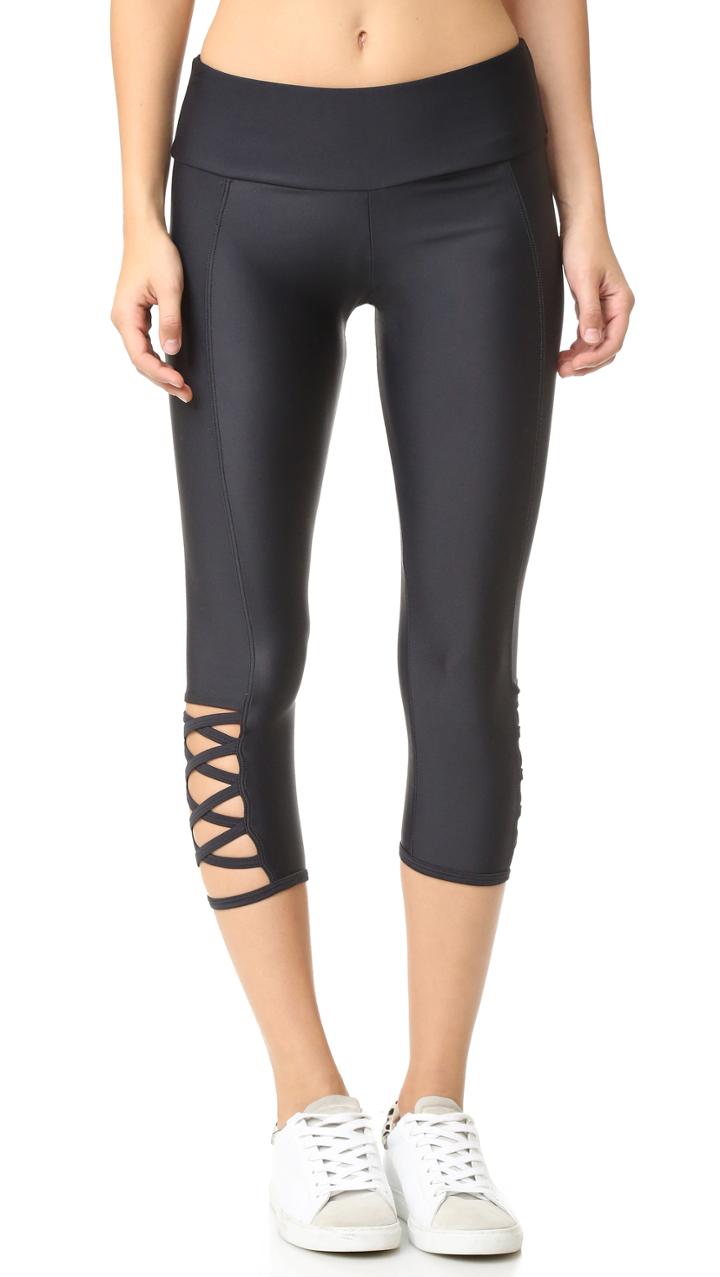 Onzie Weave Capri Leggings