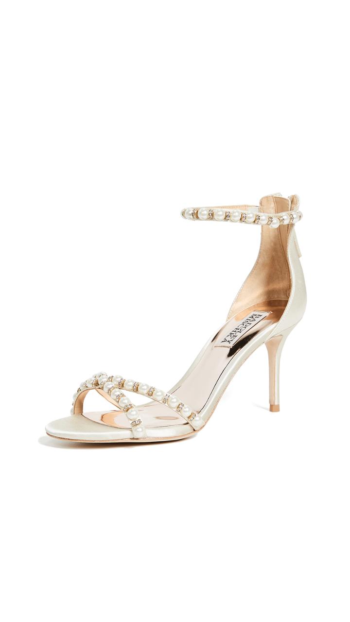 Badgley Mischka Hannah Imitation Pearl Sandals