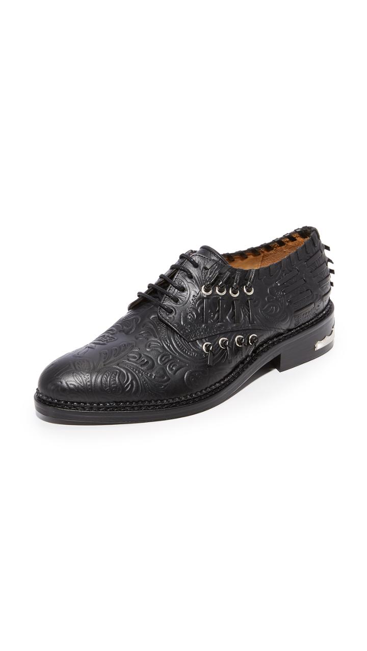 Toga Pulla Embossed Floral Oxfords