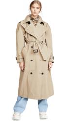 Pushbutton Back Point Trench Coat