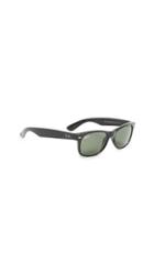 Ray Ban Rb2132 New Wayfarer Sunglasses