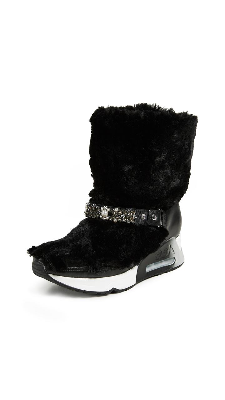 Ash Livya Boots