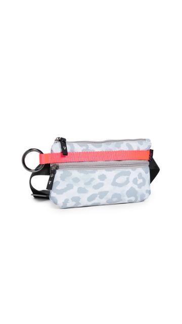 Andi Urban Clutch Bag