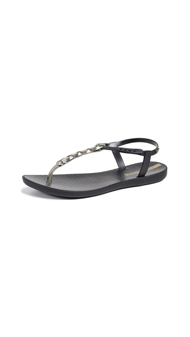 Ipanema Braid T Strap Sandals
