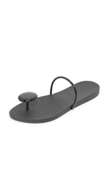 Ipanema Philippe Starck Thing U Sandals