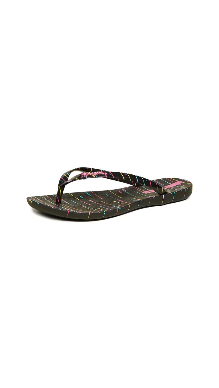 Ipanema Wave Art Flip Flops