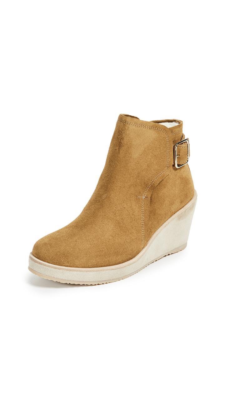 A P C Virginie Boots