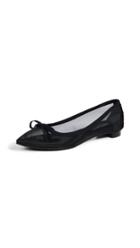 Pedro Garcia Ilys Flats