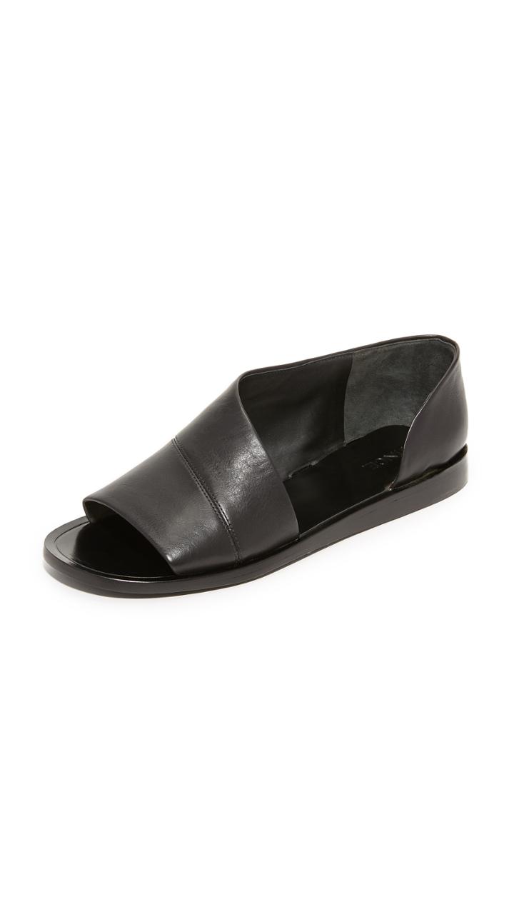 Vince Tabitha Flat Sandals