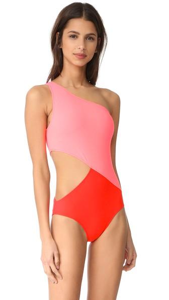 Araks Elmar One Piece