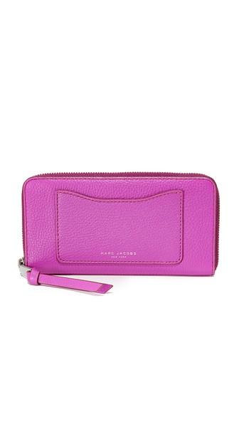 Marc Jacobs Vertical Recruit Zip Wallet