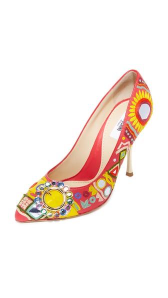 Moschino Point Toe Pumps