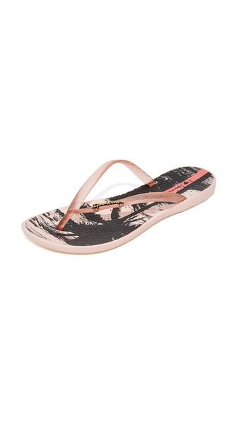 Ipanema Wave Postcard Flip Flops
