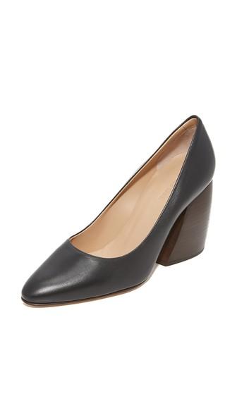 Helmut Lang Bombe Pumps