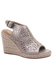  Verve Wedge Sandals