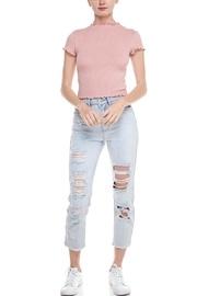  Curly Sleeeve Top