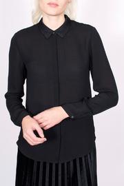  Jacquard Collar Blouse