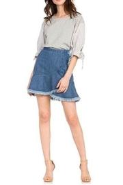  Contrast Sleeve Sweater