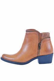  Cognac Zipper-detail Bootie