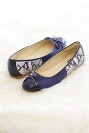 Juene Leather Flat