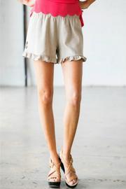 Linen Ruffle Short