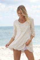  Embroidered Flare Tunic