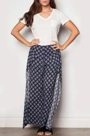  Sarong Navy Printed Pants