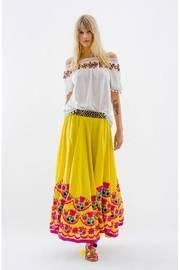  Kusko Embroidered Top