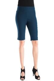  Pull-on Bermuda Shorts`