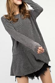  Ruffled Hem Knit Top